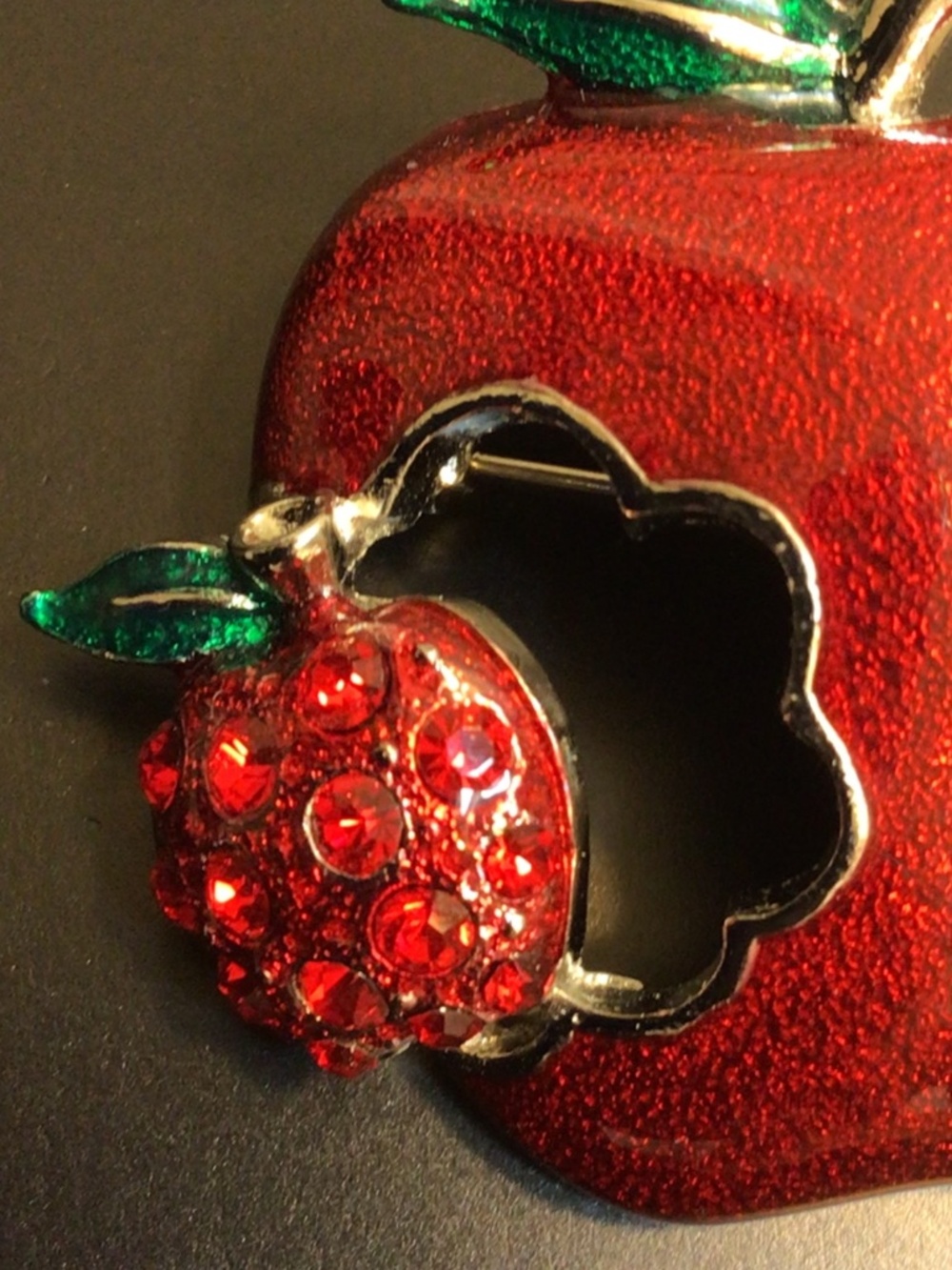 Vintage Red Glitter Guilloche Enamel and Rhinestone Apple Brooch Pin - Picture 2 of 13
